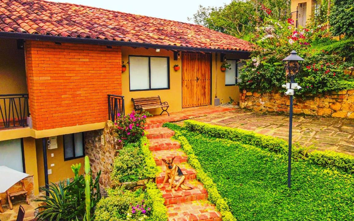 Hotel Casas De Campo El Ciruelo سان جيل المظهر الخارجي الصورة